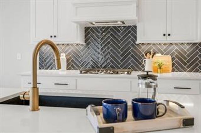 8004 Round Prairie Street, Shawnee, KS 66220