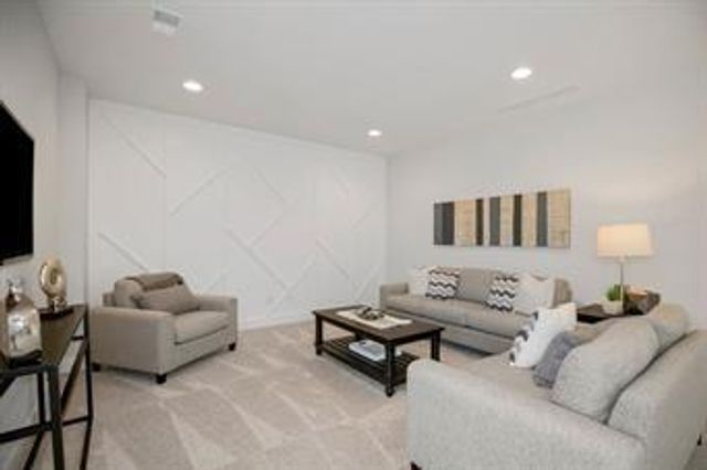 8004 Round Prairie Street, Shawnee, KS 66220