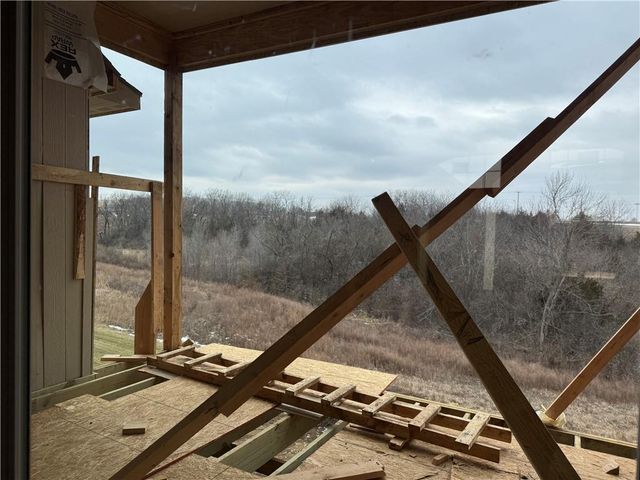 8004 Round Prairie Street, Shawnee, KS 66220