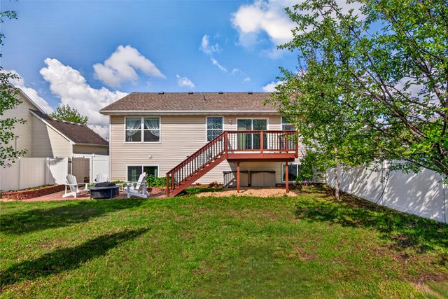 335 SE Whitetail Lane, Waukee, IA 50263