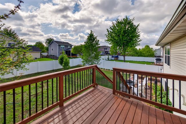 335 SE Whitetail Lane, Waukee, IA 50263