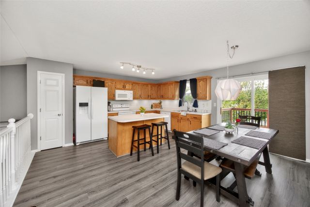 335 SE Whitetail Lane, Waukee, IA 50263