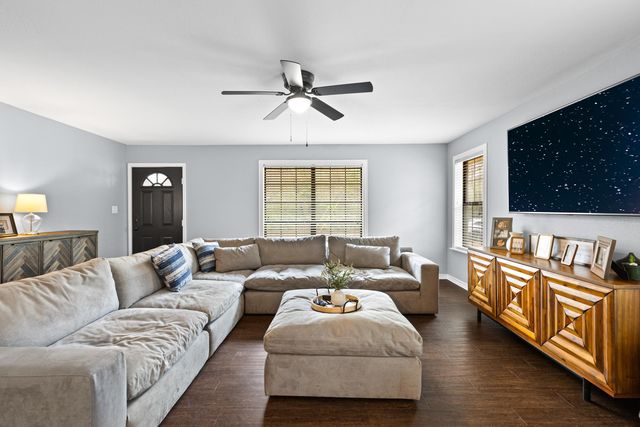 1505 Edna Lane, Longview, TX 75602