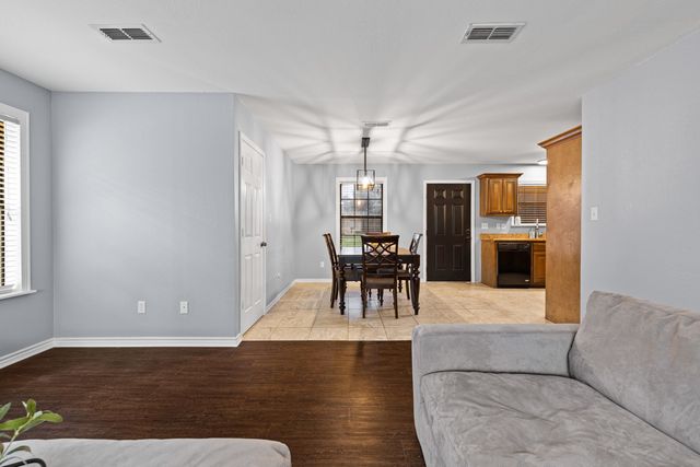 1505 Edna Lane, Longview, TX 75602