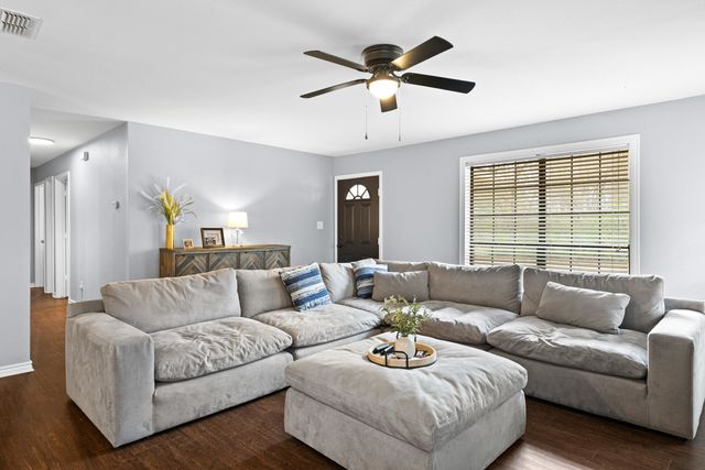 1505 Edna Lane, Longview, TX 75602