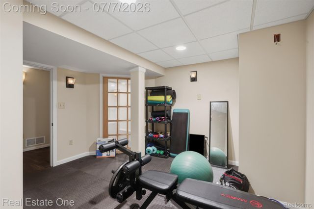 21455 Independence Drive, Southfield, MI 48076