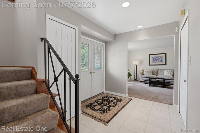 21455 Independence Drive, Southfield, MI 48076