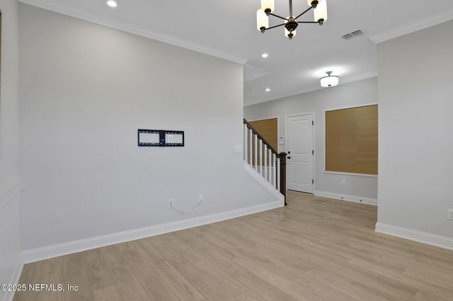 13863 HOLSINGER Boulevard, Jacksonville, FL 32256