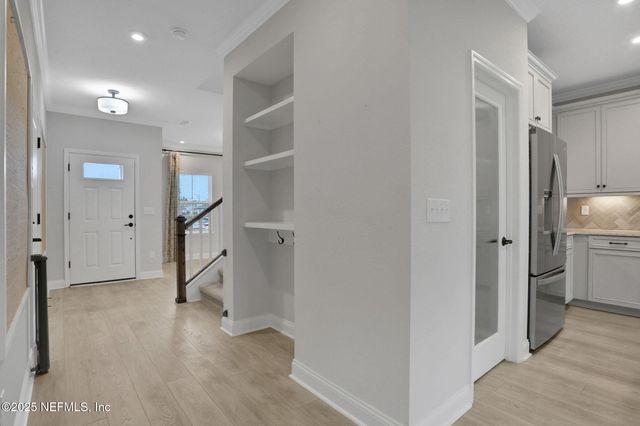 13863 HOLSINGER Boulevard, Jacksonville, FL 32256