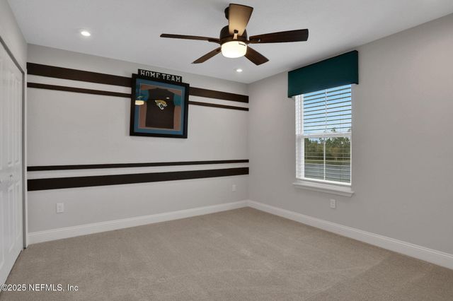 13863 HOLSINGER Boulevard, Jacksonville, FL 32256