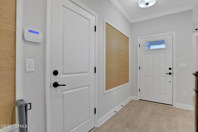 13863 HOLSINGER Boulevard, Jacksonville, FL 32256