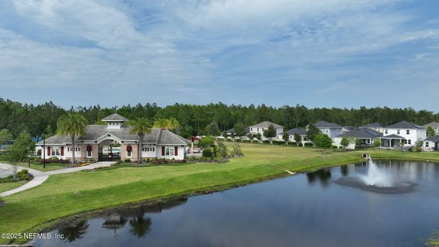 13863 HOLSINGER Boulevard, Jacksonville, FL 32256