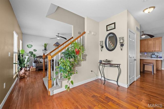 1 E Picketts Crossing, Edwardsville, IL 62025