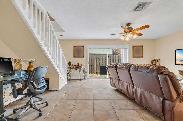 10857 NW 8th Street, Pembroke Pines, FL 33026