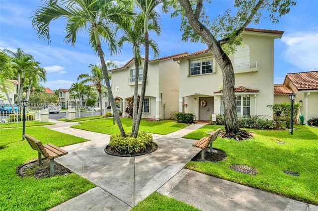 10857 NW 8th Street, Pembroke Pines, FL 33026