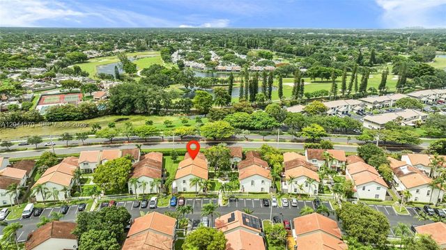 10857 NW 8th Street, Pembroke Pines, FL 33026