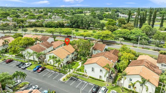 10857 NW 8th Street, Pembroke Pines, FL 33026