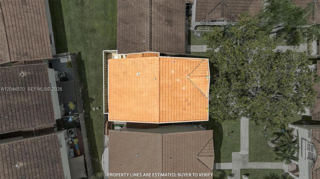10857 NW 8th Street, Pembroke Pines, FL 33026