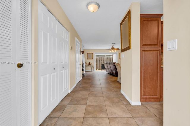 10857 NW 8th Street, Pembroke Pines, FL 33026