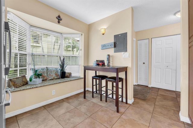10857 NW 8th Street, Pembroke Pines, FL 33026