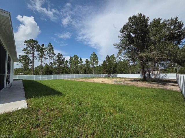 914 5th AVE, Lehigh Acres, FL 33972