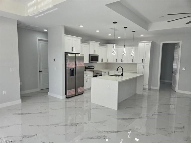 914 5th AVE, Lehigh Acres, FL 33972