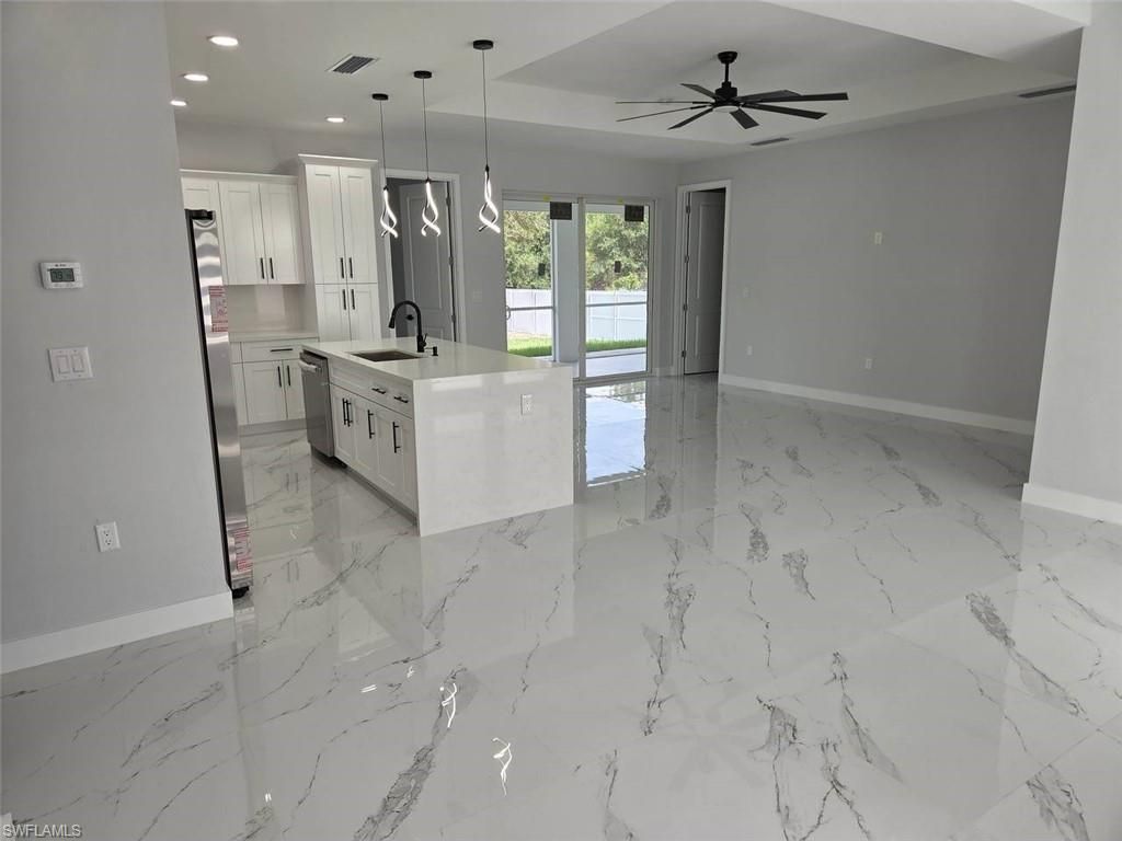 914 5th AVE, LEHIGH ACRES, FL 33972 — photo 3