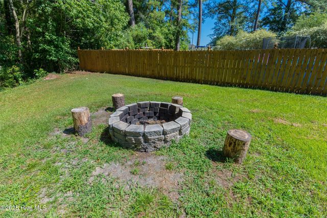 115 Birdie Court, Jacksonville, NC 28540