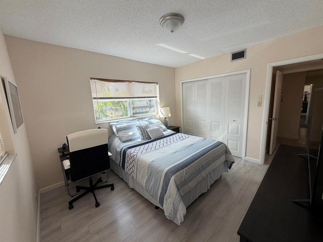 7505 NW 5th Court 208, Margate, FL 33063