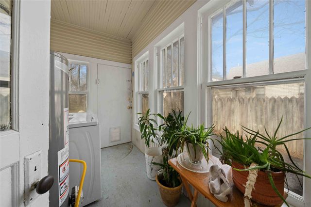 713 N Commerce Street, Gainesville, TX 76240