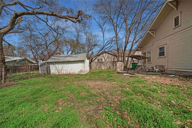 713 N Commerce Street, Gainesville, TX 76240