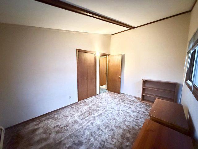 6615 Ogden Ave, Superior, WI 54880