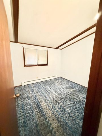 6615 Ogden Ave, Superior, WI 54880