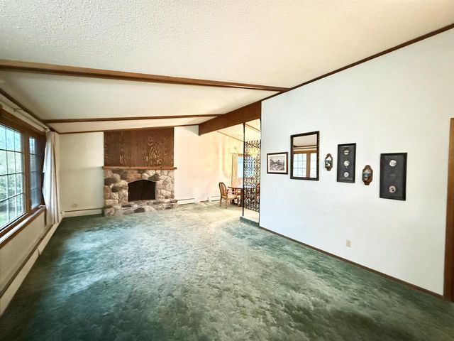 6615 Ogden Ave, Superior, WI 54880