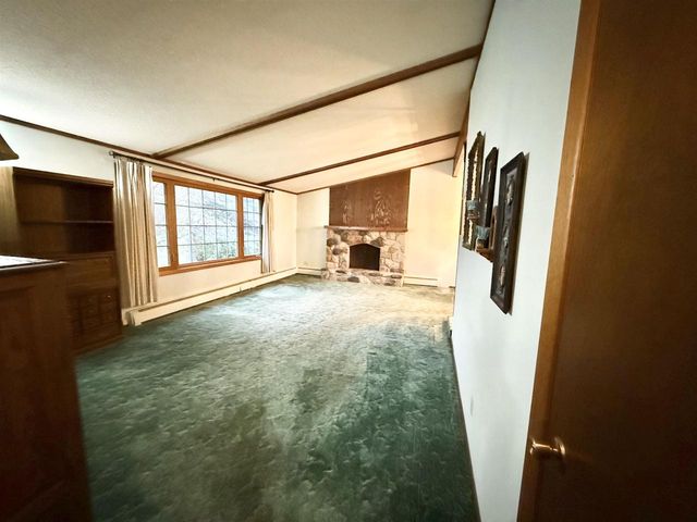 6615 Ogden Ave, Superior, WI 54880