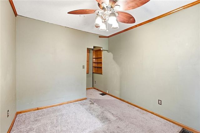 7740 Madison Avenue, Kansas City, MO 64114