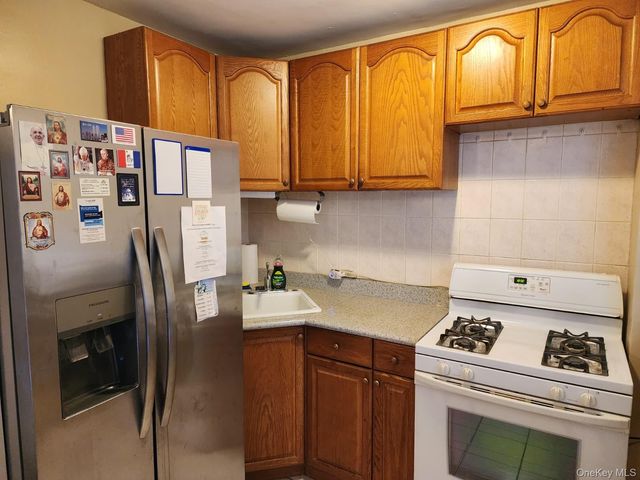 61-45 98th Street 4B, Rego Park, NY 11374