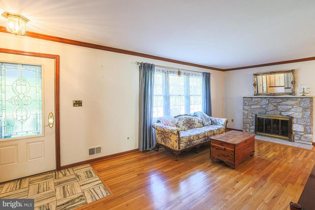 424 TALBOTT AVE, Lutherville Timonium, MD 21093