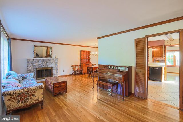 424 TALBOTT AVE, Lutherville Timonium, MD 21093