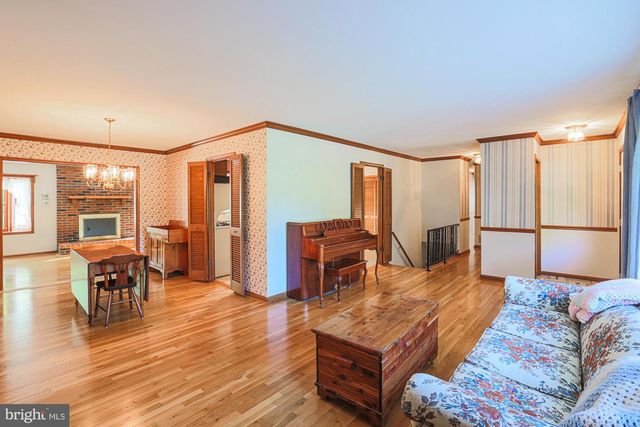 424 TALBOTT AVE, Lutherville Timonium, MD 21093