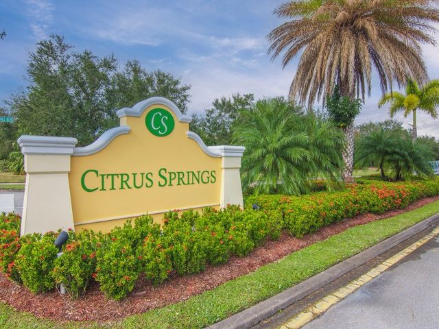 547 Calamondin Way SW, Vero Beach, FL 32968