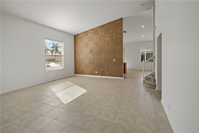 547 Calamondin Way SW, Vero Beach, FL 32968