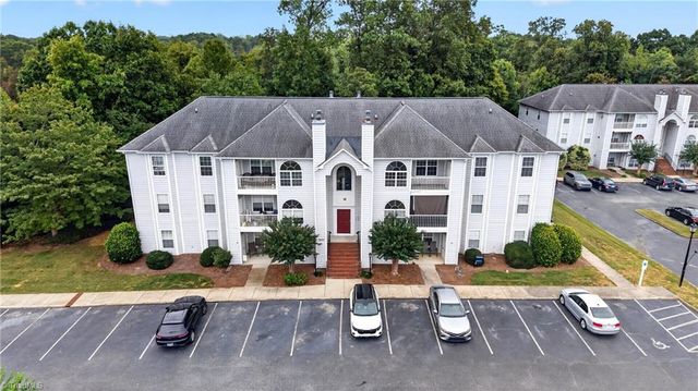 3642 Morris Farm Drive 2B, Greensboro, NC 27409