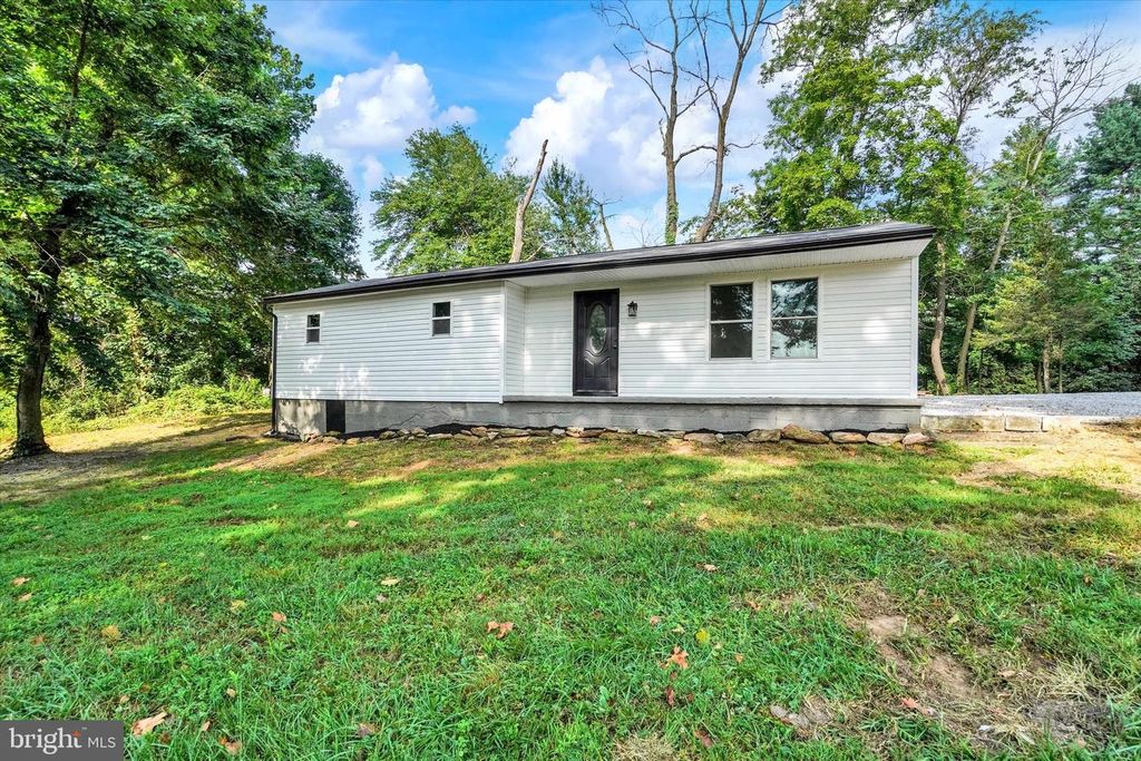 761 2ND AVE, Manchester, PA 17345