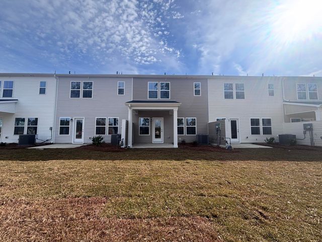 389 Tiliwa Street, Summerville, SC 29486