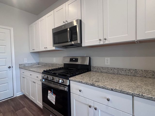 389 Tiliwa Street, Summerville, SC 29486