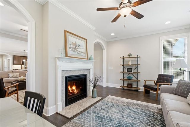 400 Grafton Walk, Woodstock, GA 30188