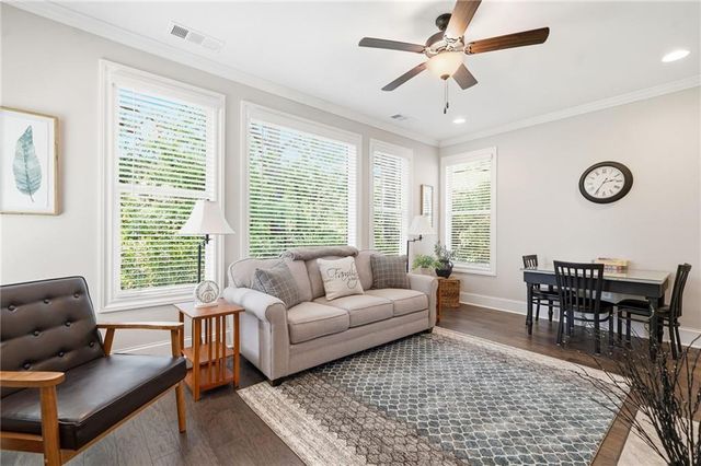 400 Grafton Walk, Woodstock, GA 30188