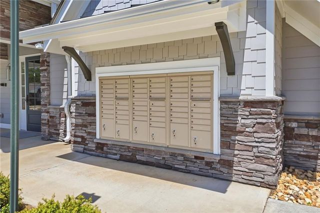 400 Grafton Walk, Woodstock, GA 30188