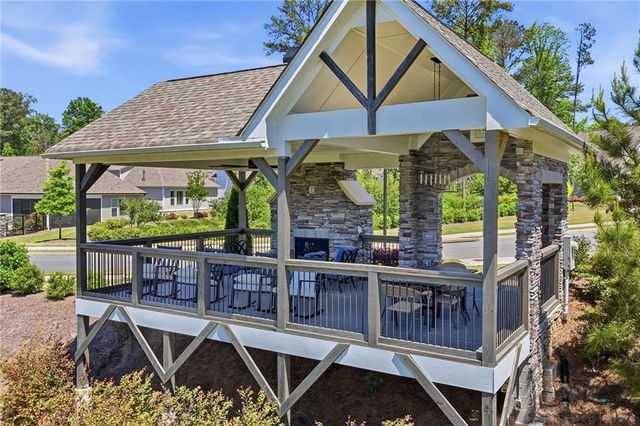 400 Grafton Walk, Woodstock, GA 30188